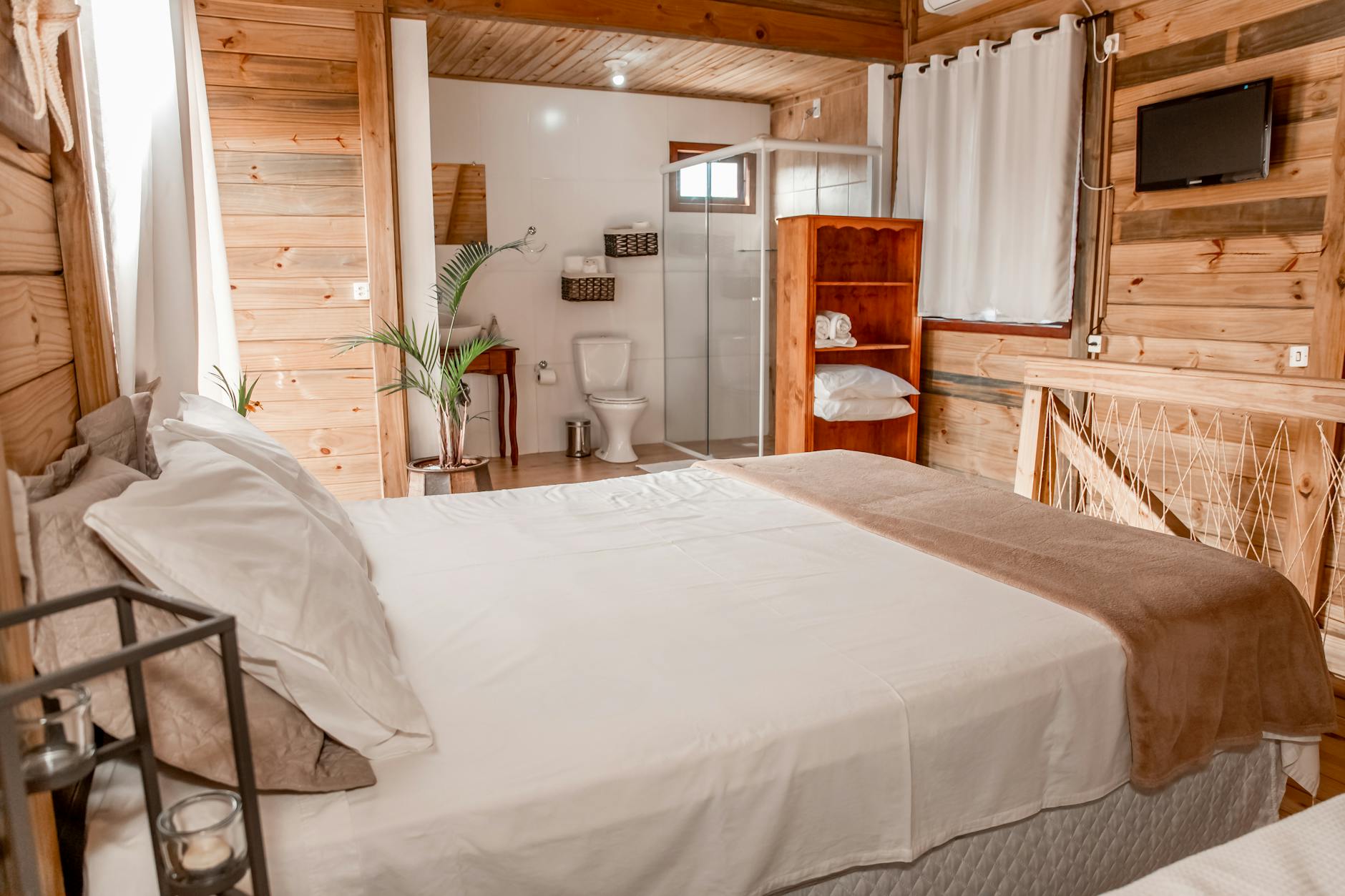 Cozy affordable accommodation with modern amenities